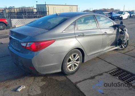2014 Hyundai Sonata Gls z USA, uszkodzony, nr VIN 5NPEB4AC5EH855108